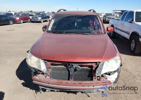2010 Subaru Forester 2.5X Premium z USA, uszkodzony, nr VIN JF2SH6CC3AH723470